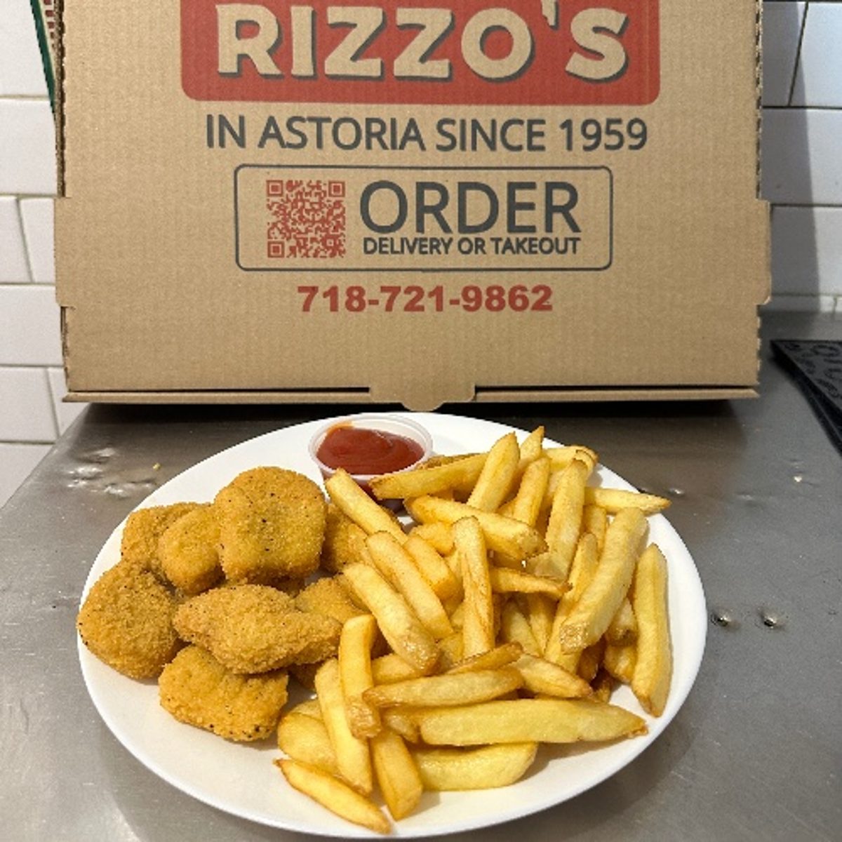 Chicken Nuggets (10pc) with Fries