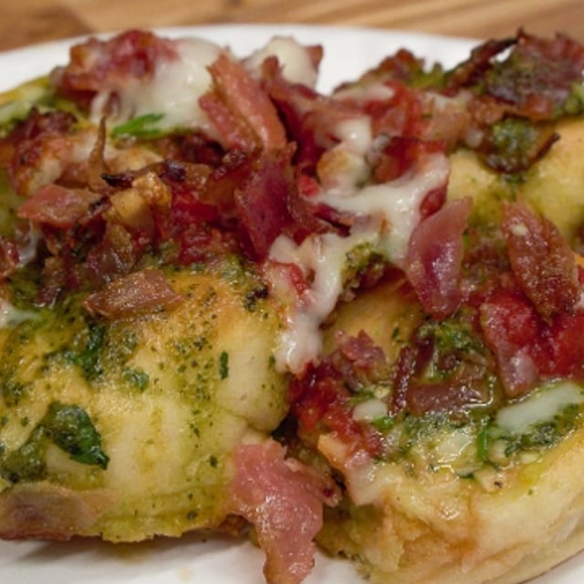 Loaded Knots.